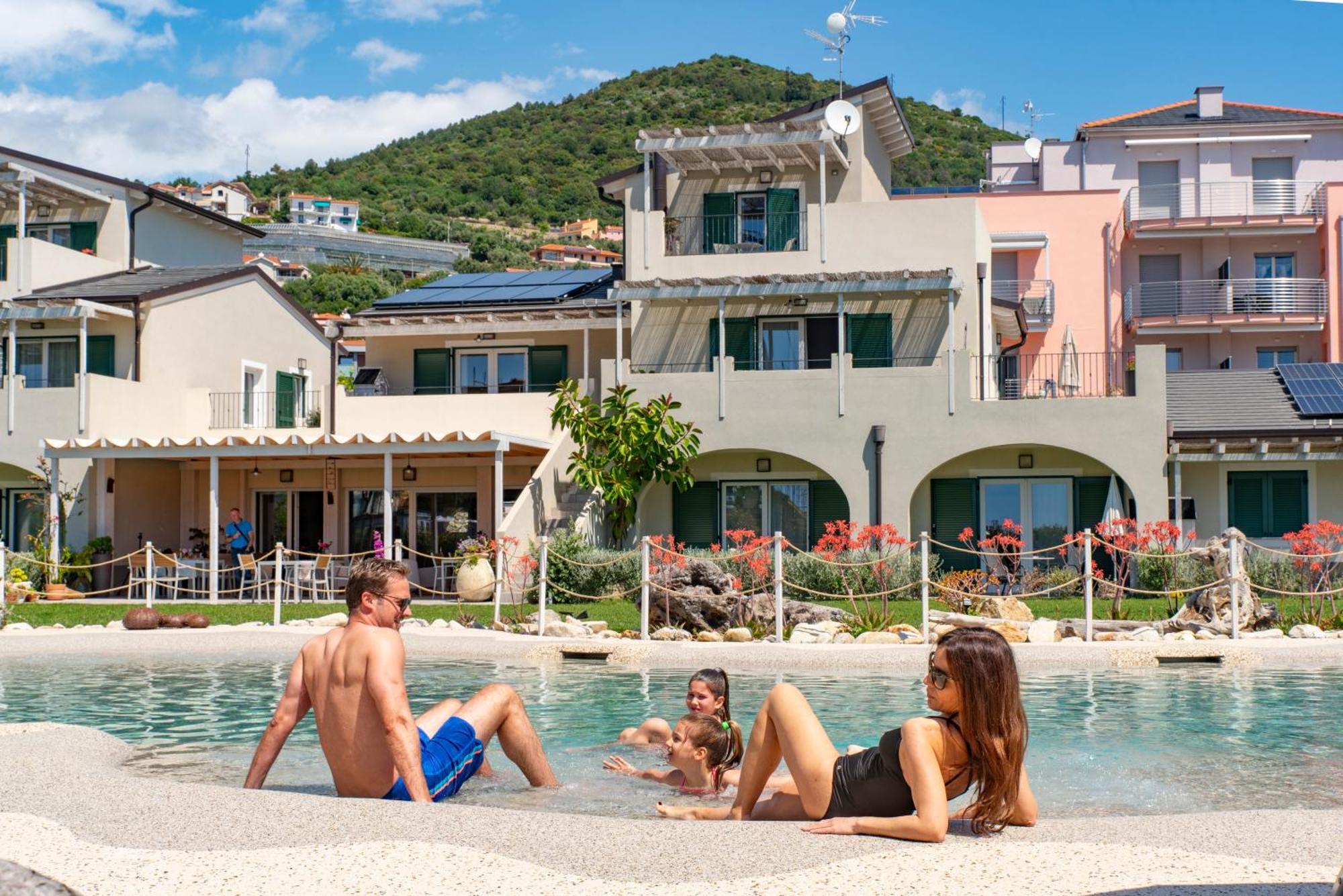 Barbaciiu Vacanze Green Pietra Ligure Exterior photo